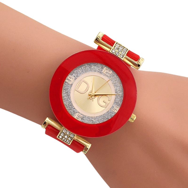 นาฬิกาหรูสำหรับผู้หญิง สายซิลิ - Luxury Watch Wallpaper บทวิจารณ์และราคา