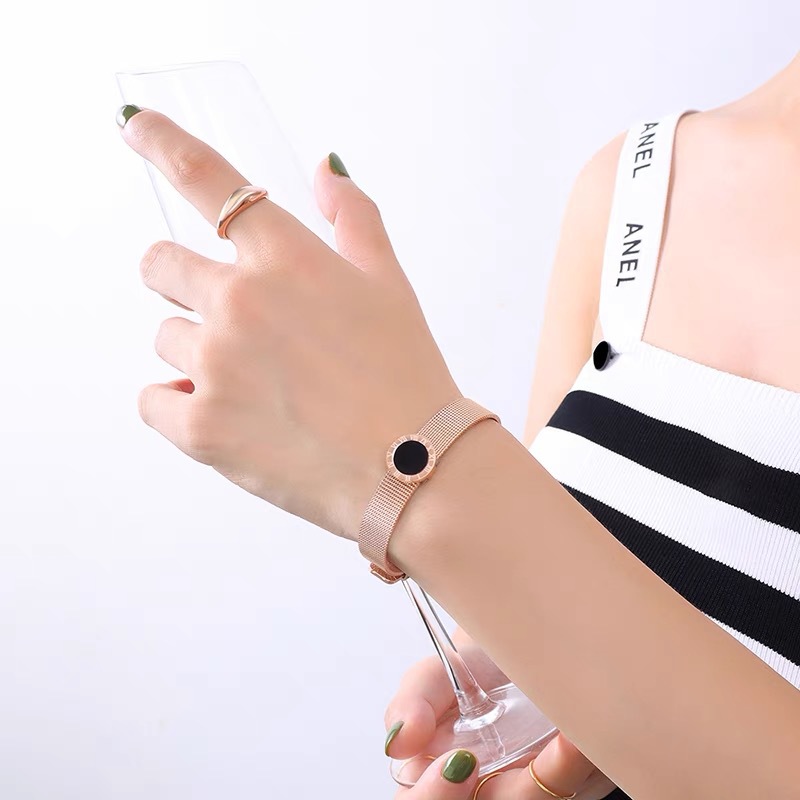 สร้อยข้อมือตัวเลขโรมันสุดหรูสำ - Luxury Watch Korea บทวิจารณ์และราคา