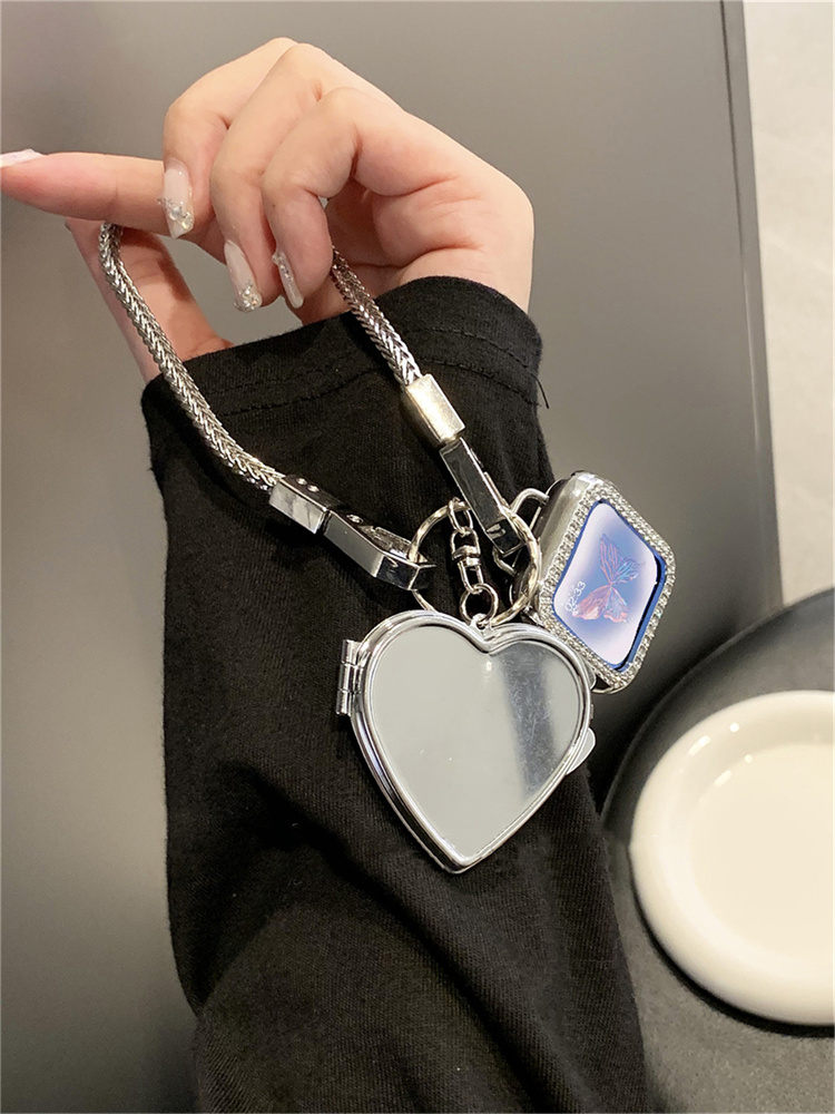 เกาหลีSilver Bone Loveกระจกจี้ - Luxury Watch Korea บทวิจารณ์และราคา