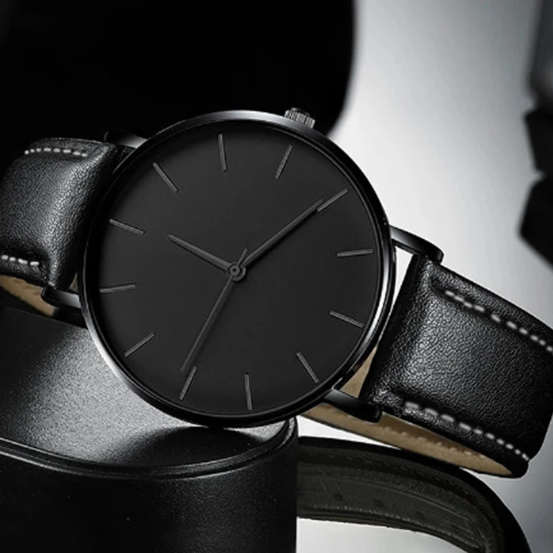 สไตล์เรียบง่าย Analog ควอตซ์ M - Luxury Watch Mockup บทวิจารณ์และราคา